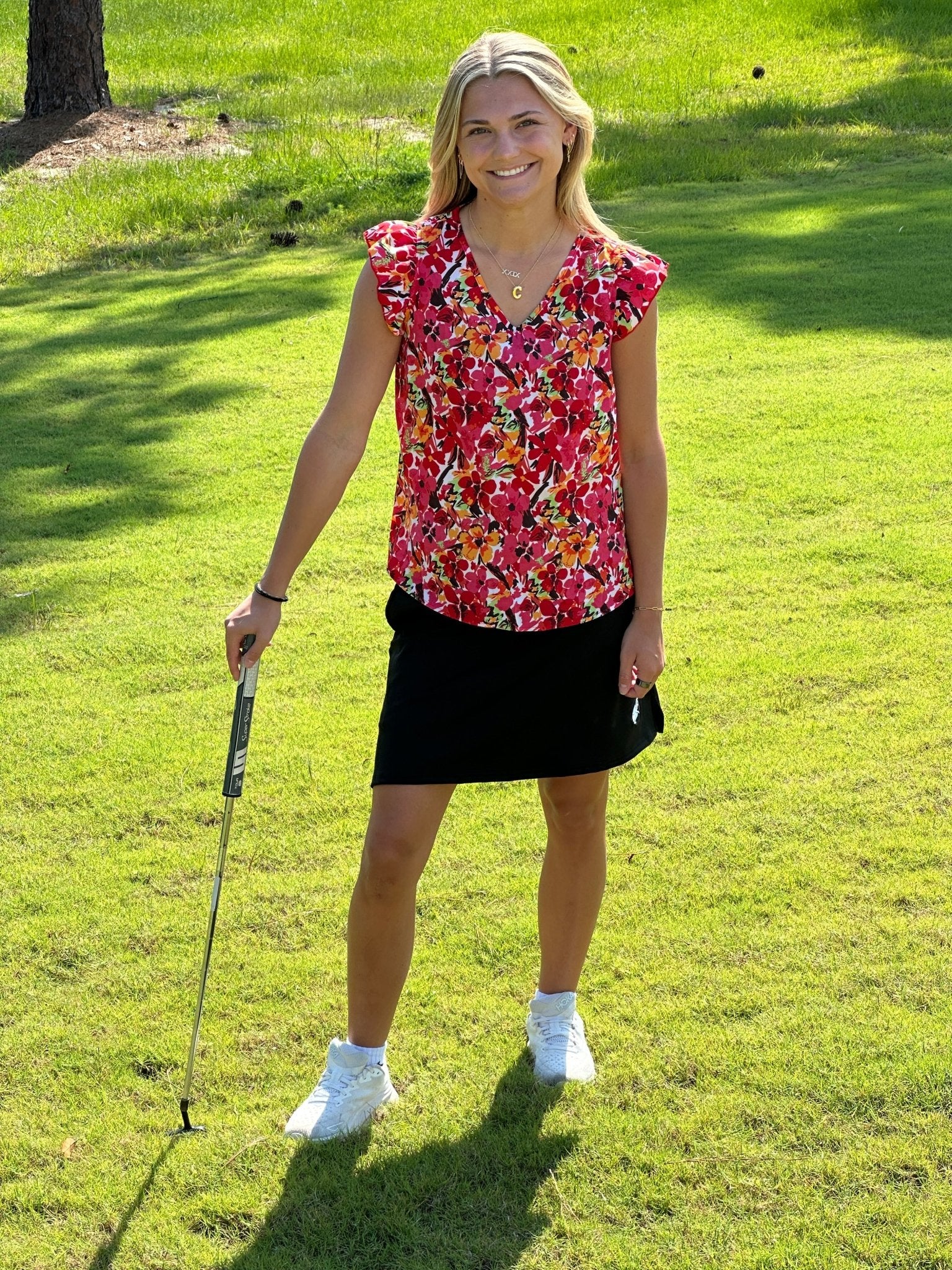 Pansy Ruffle V Neck - Putter Girl