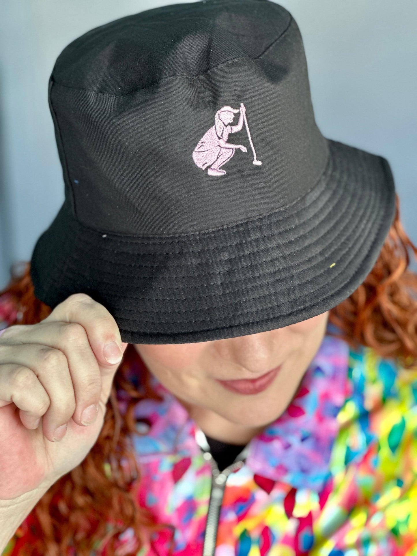 The Bucket Hat - Putter Girl